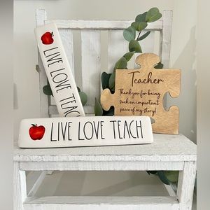 New Rae Dunn Desk Sign Plate Plaque | Live Love Teach | Teacher Gift